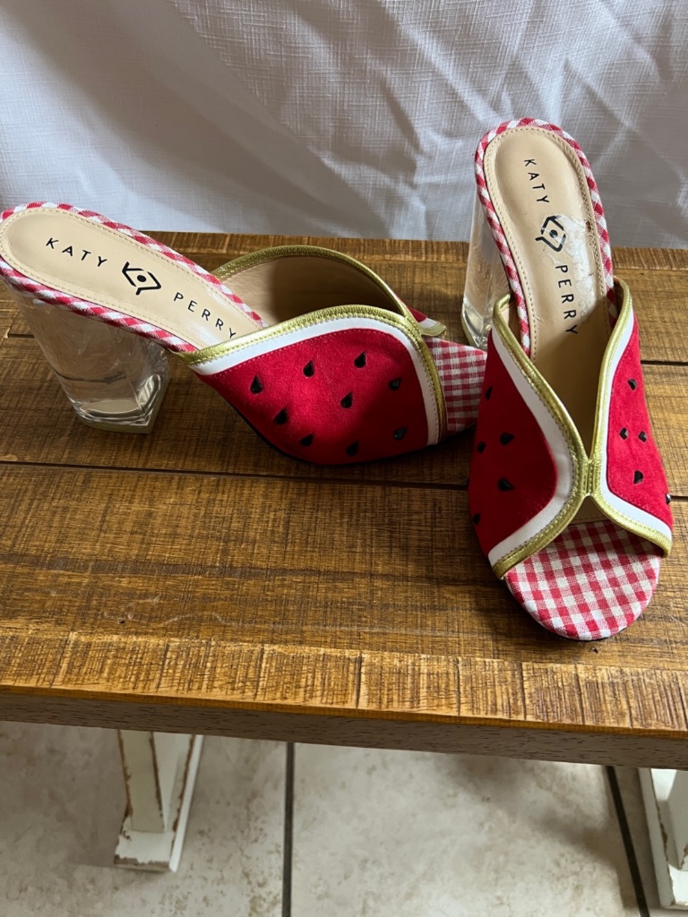 Katy Perry Collections Red & Green Watermelon-Accent Mules - Picture 2 of 7